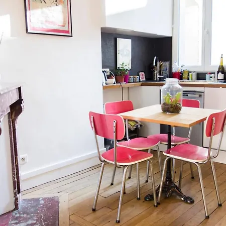 Hostnfly - Beautiful Near The Arc De Triomphe